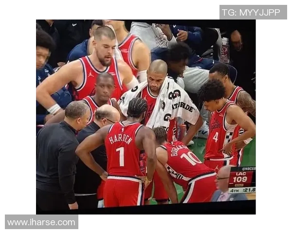 快船与勇士激战第4节精彩回顾球迷热议关键时刻与战术调整